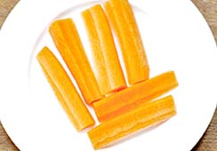 6 carrot sticks